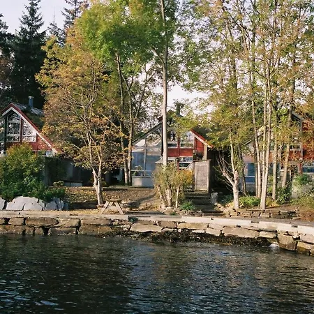 Hardanger Feriesenter Nesvika Semesterbostad *